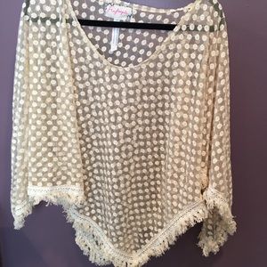 Great accessory to any outfit!!